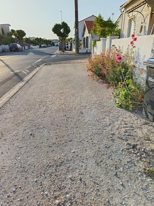 Charmante Maisonnette Proche Plage Châtelaillon-Plage Екстериор снимка